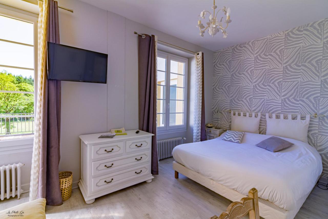 Roche De Vic Hotel 2*