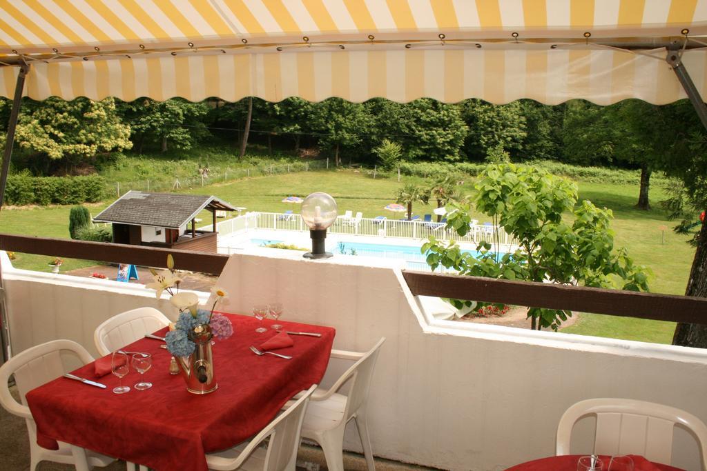 Roche De Vic Hotel